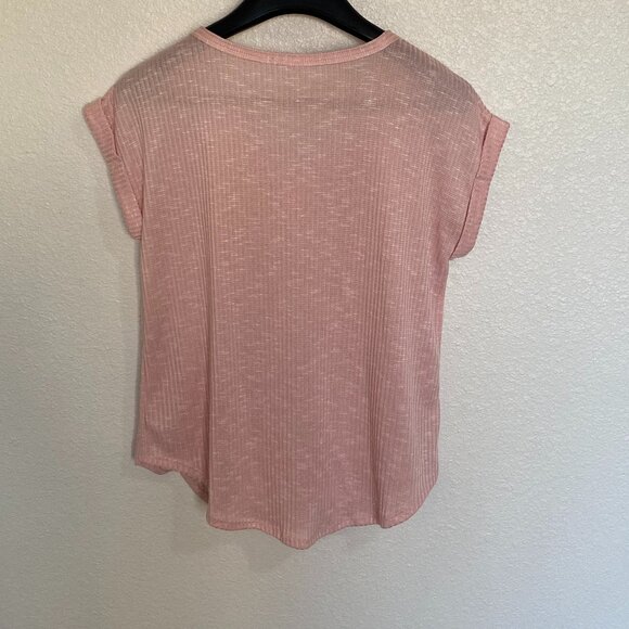 Women's Pink short-sleeved button-down casual blouse- L - Picture 2 of 2